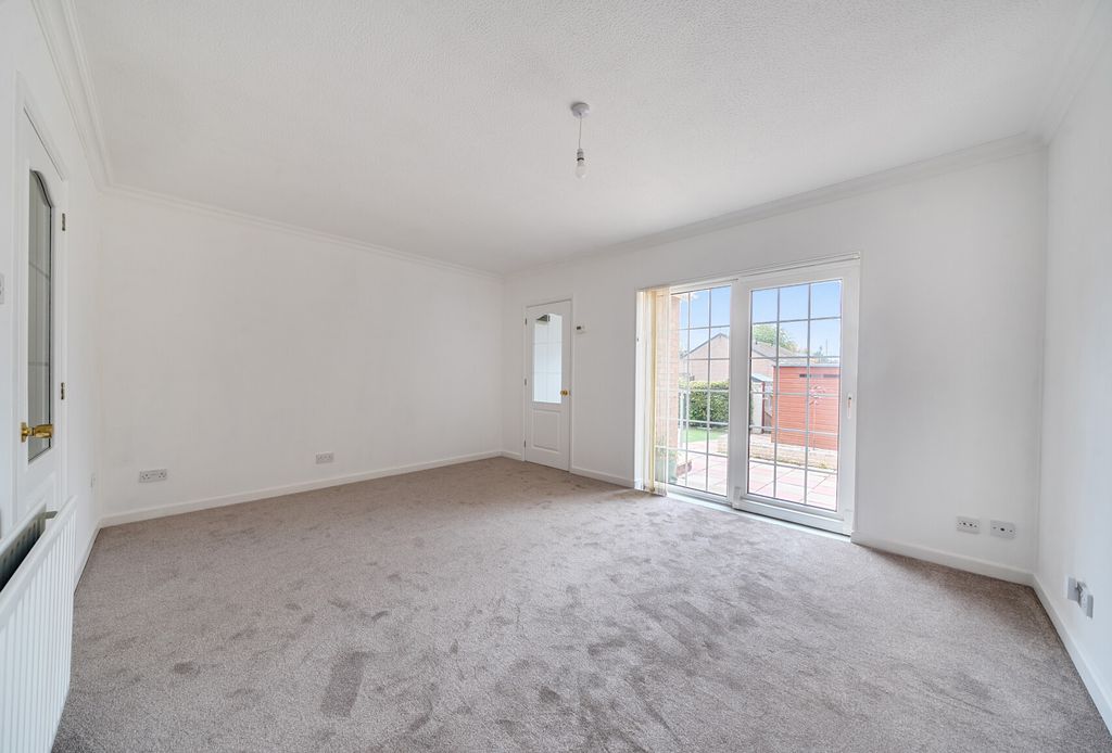 Property photo 2 of 11 1372378-3-68Fa1Fb...