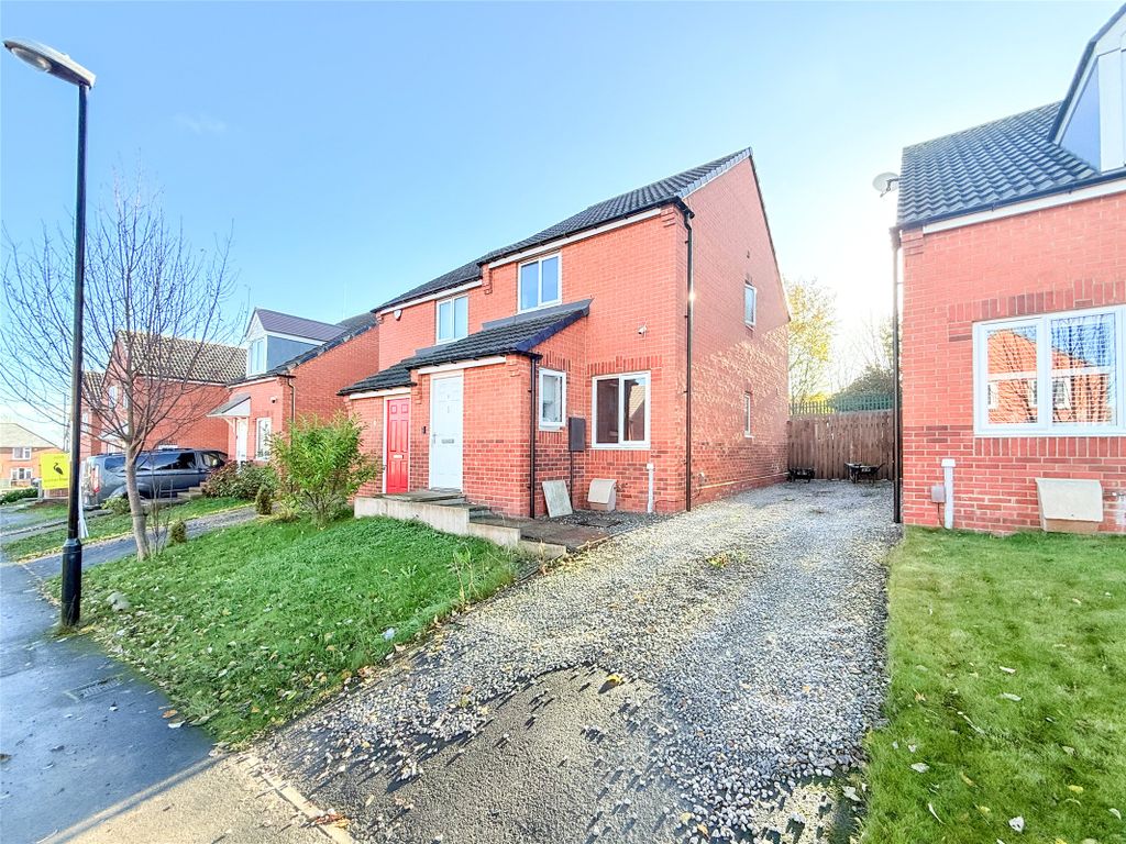 Property photo 1 of 10 External