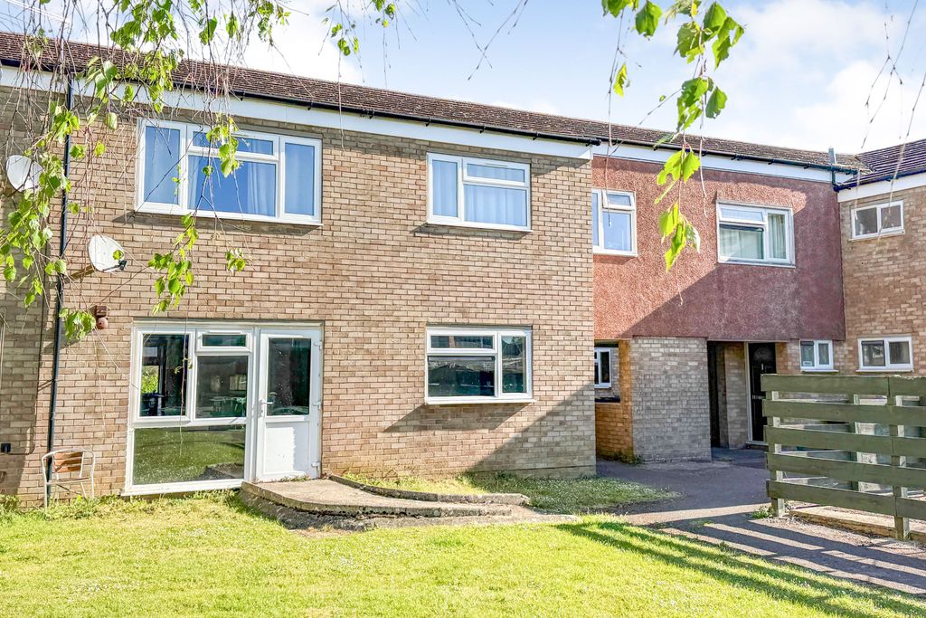 Property photo 1 of 13 Flat 120 Westcoft, Chippenham, Wiltshire, Sn14 0Nu