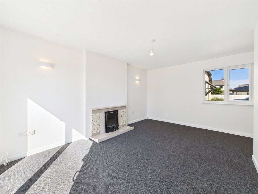 Property photo 3 of 18 Picture No. 03
