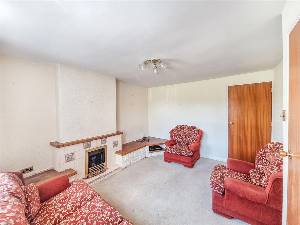 Property photo 2 of 9 08-09-2025__14-26-18_20250908_122308.Zrrc2.Jpg