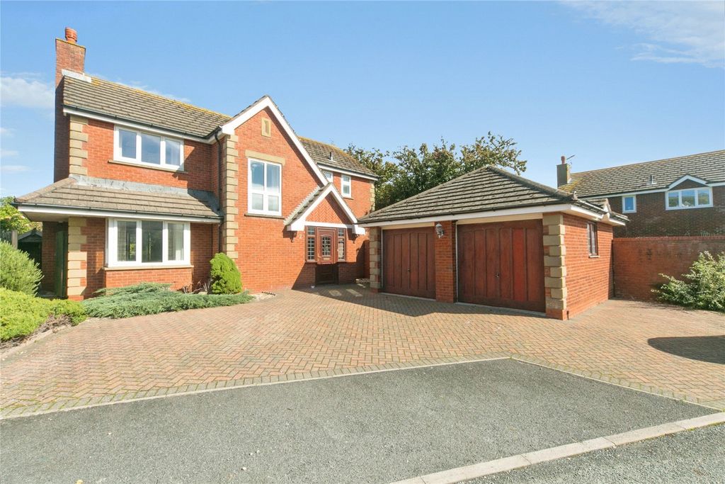 Property photo 1 of 18 Picture No. 01