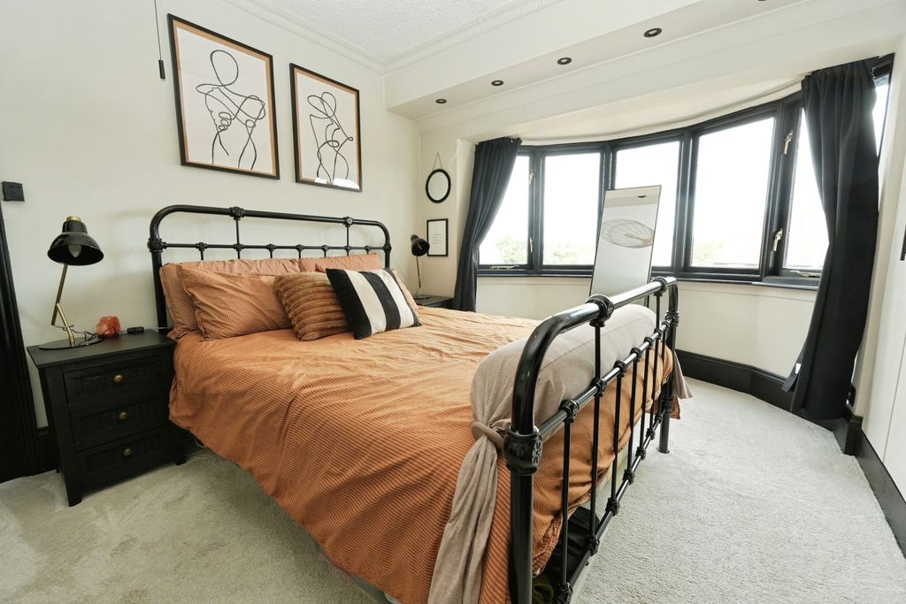 Property photo 3 of 23 Bedroom One