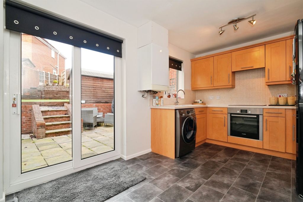 Property photo 2 of 17