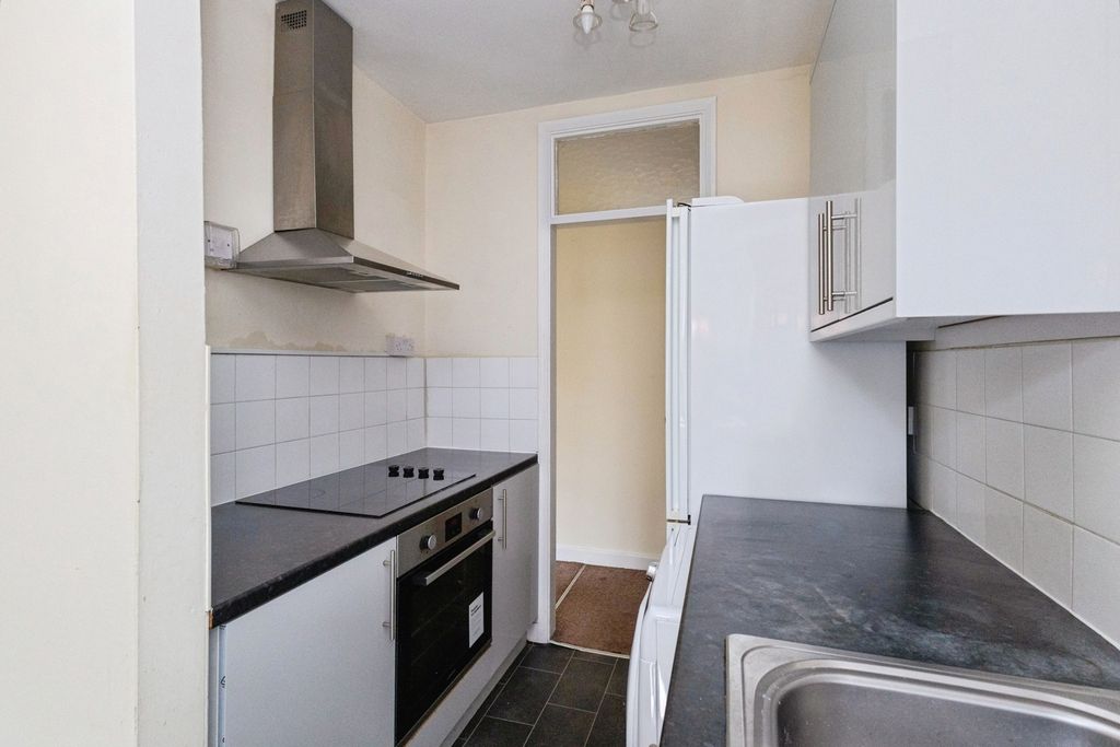 Property photo 2 of 12 Pbox-Img.Jpg