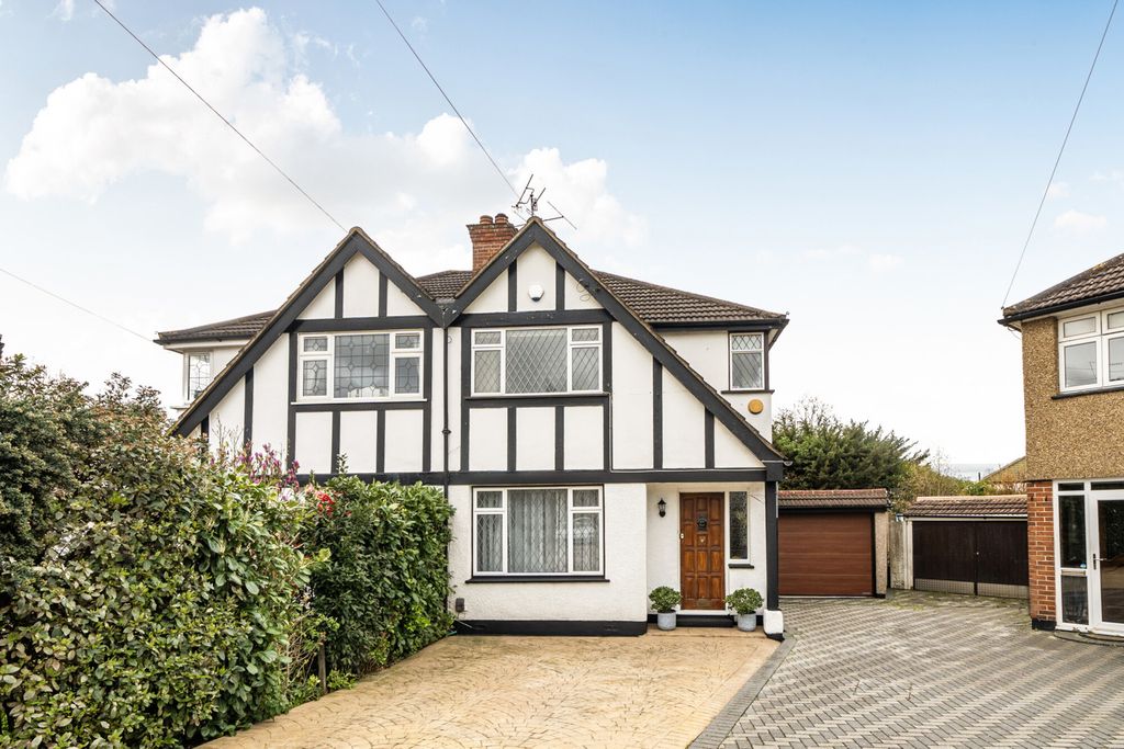 Property photo 1 of 19 1435192-2-69c3Bc0...