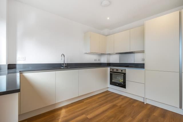 Property photo 1 of 19 Kitchen
