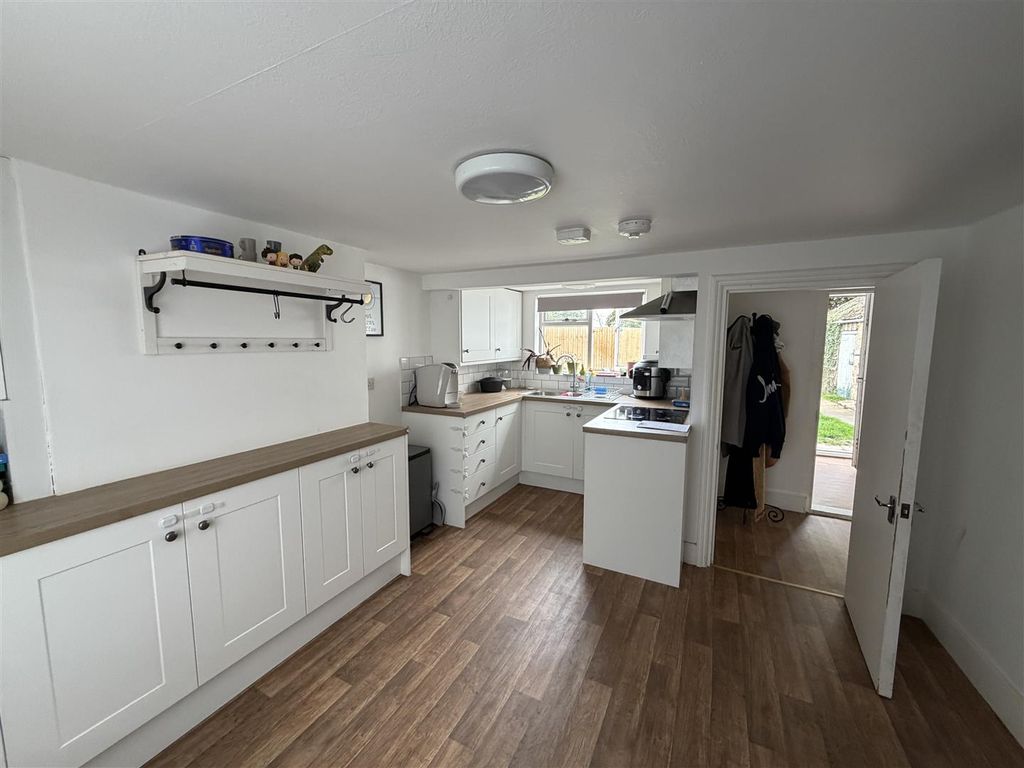 Property photo 2 of 9 Img_1702.Jpg