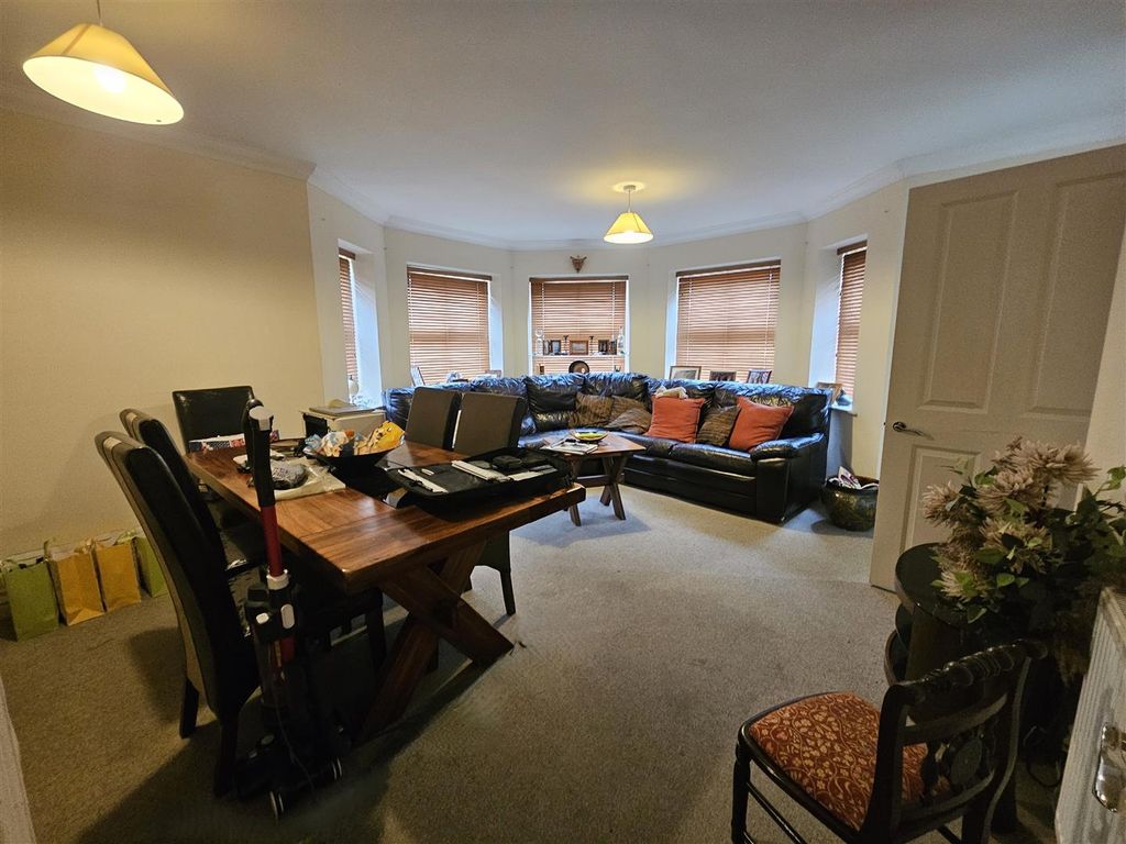 Property photo 2 of 8 20260312_111931.Jpg