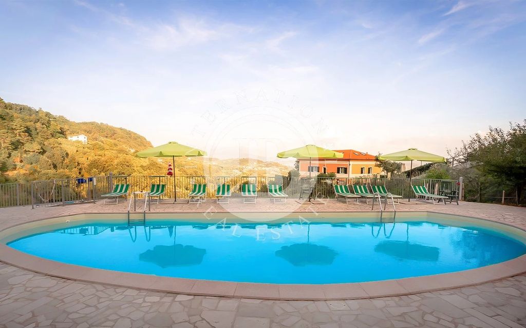 Property photo 2 of 29