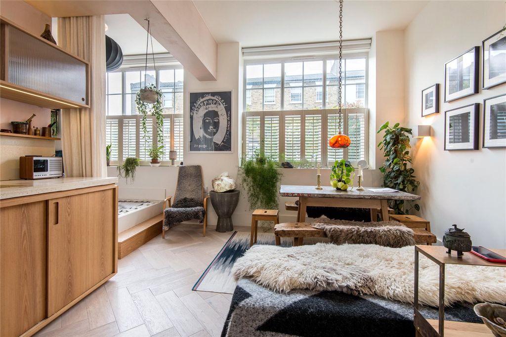 Property photo 1 of 14 Picture No. 02