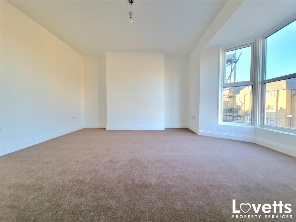 Property photo 3 of 13 Living Room