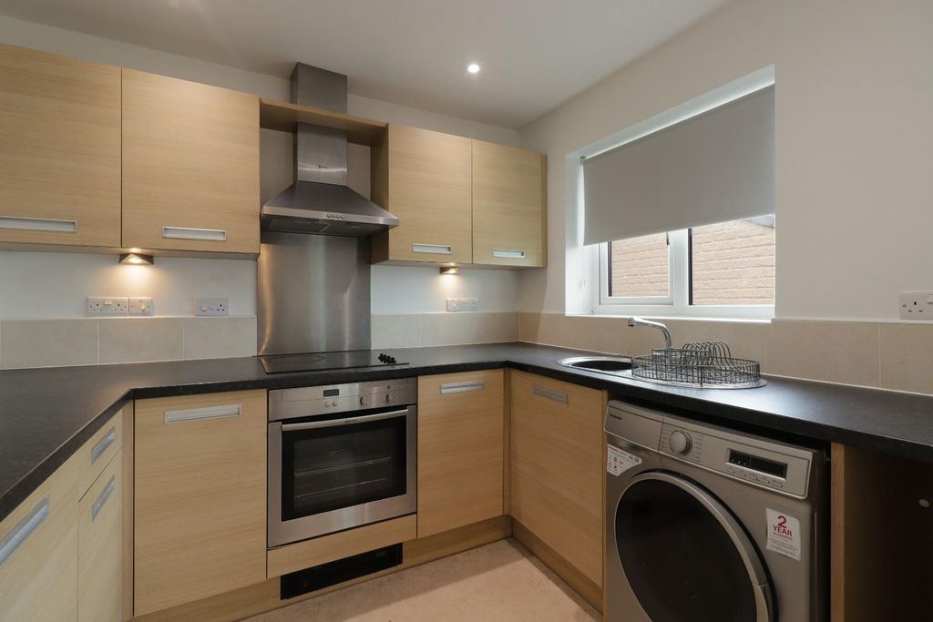 Property photo 1 of 20 Kitchen