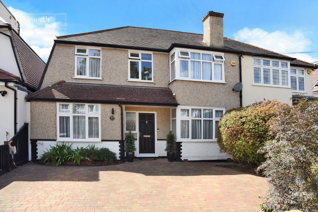 Property photo 1 of 21 Picture No. 04