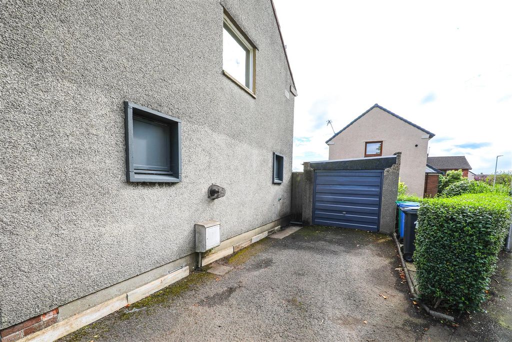 Property photo 2 of 22 B