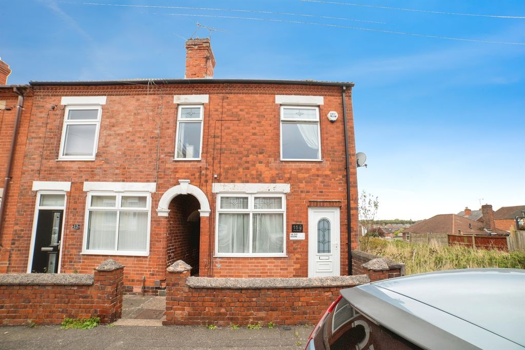 Property photo 1 of 17