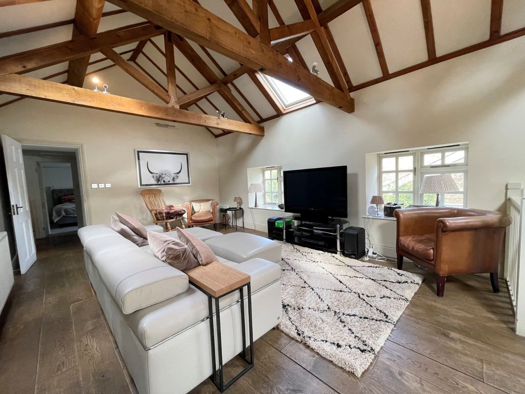 Property photo 3 of 22 Picture No. 09