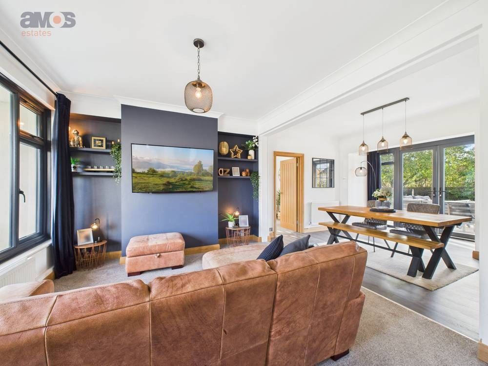 Property photo 2 of 28 4938003