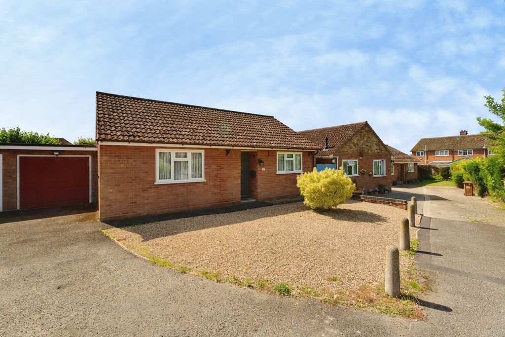Property photo 1 of 17 Pbox-Img.Jpg