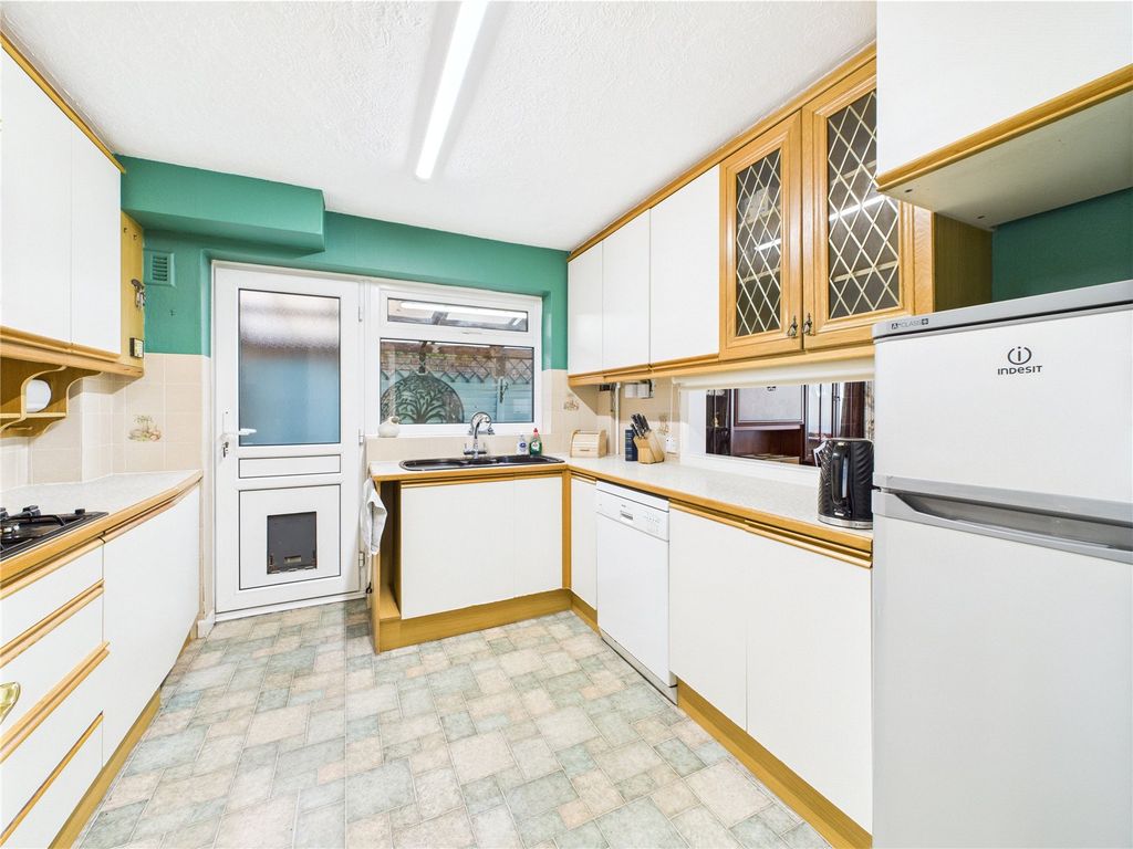 Property photo 3 of 18 Picture No. 19