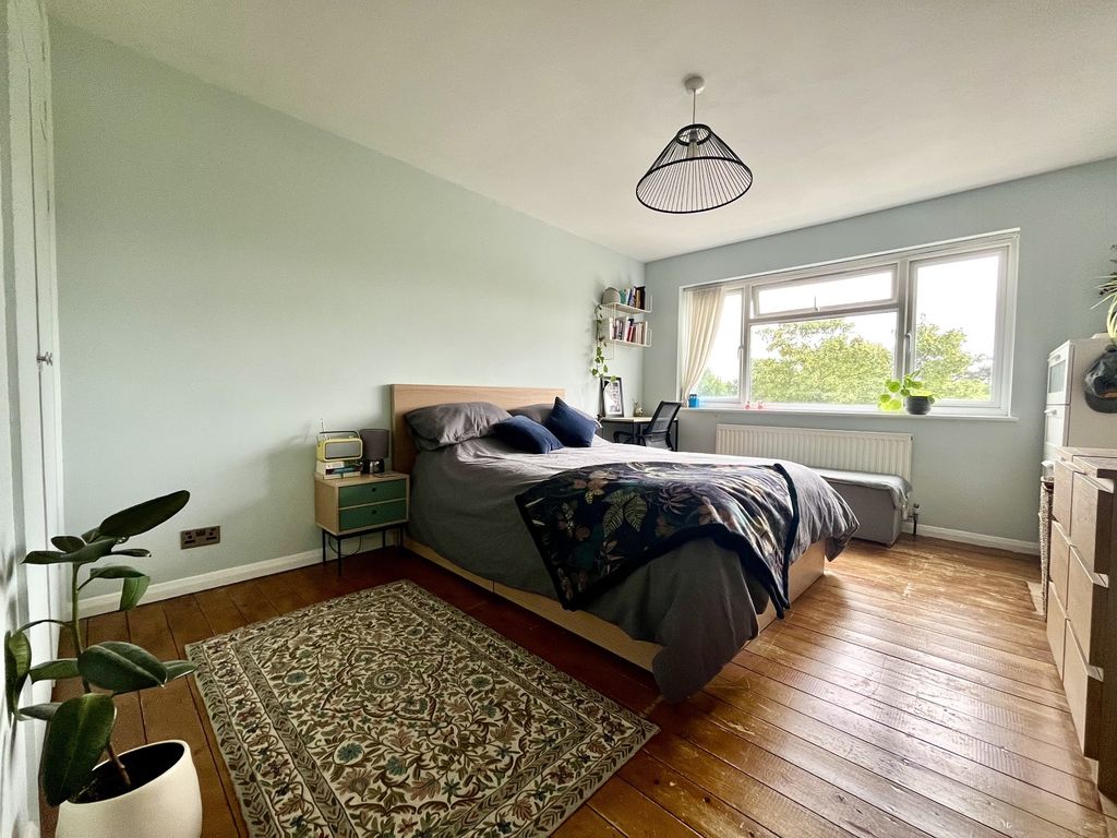 Property photo 2 of 10 Not Specified