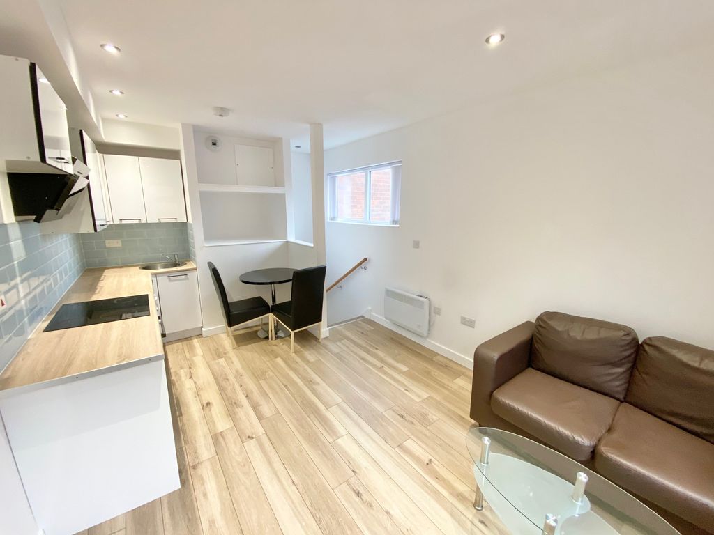 Property photo 2 of 6