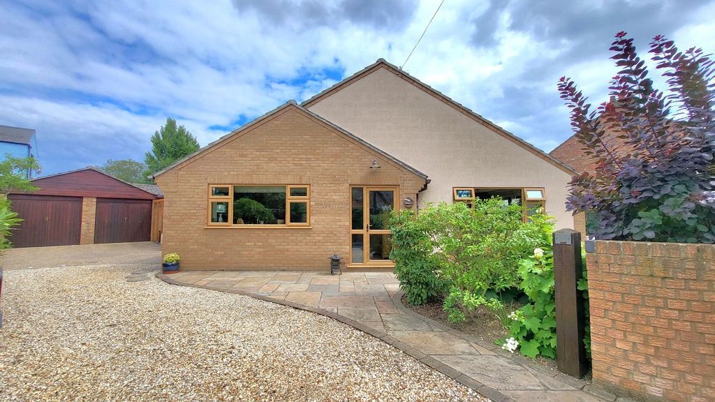 Property photo 1 of 25
