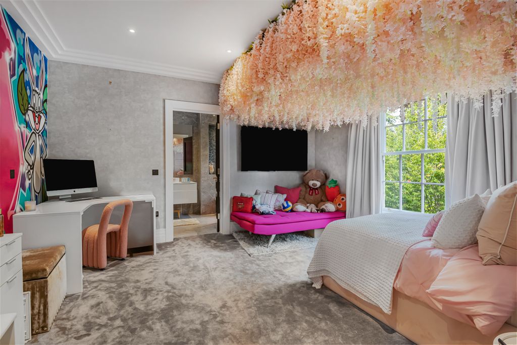 Additional image 13 of 8 bed property for saleAbbots Drive, Virginia Water, Surrey GU25