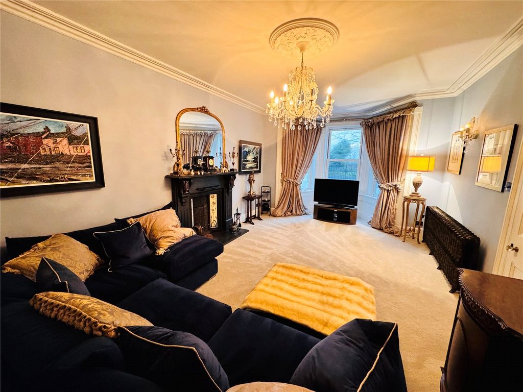 Property photo 2 of 42 Picture No. 39