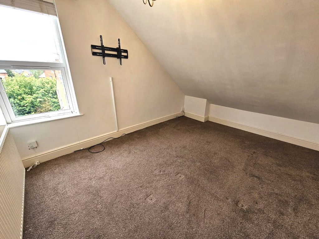 Property photo 3 of 12 Picture No. 05