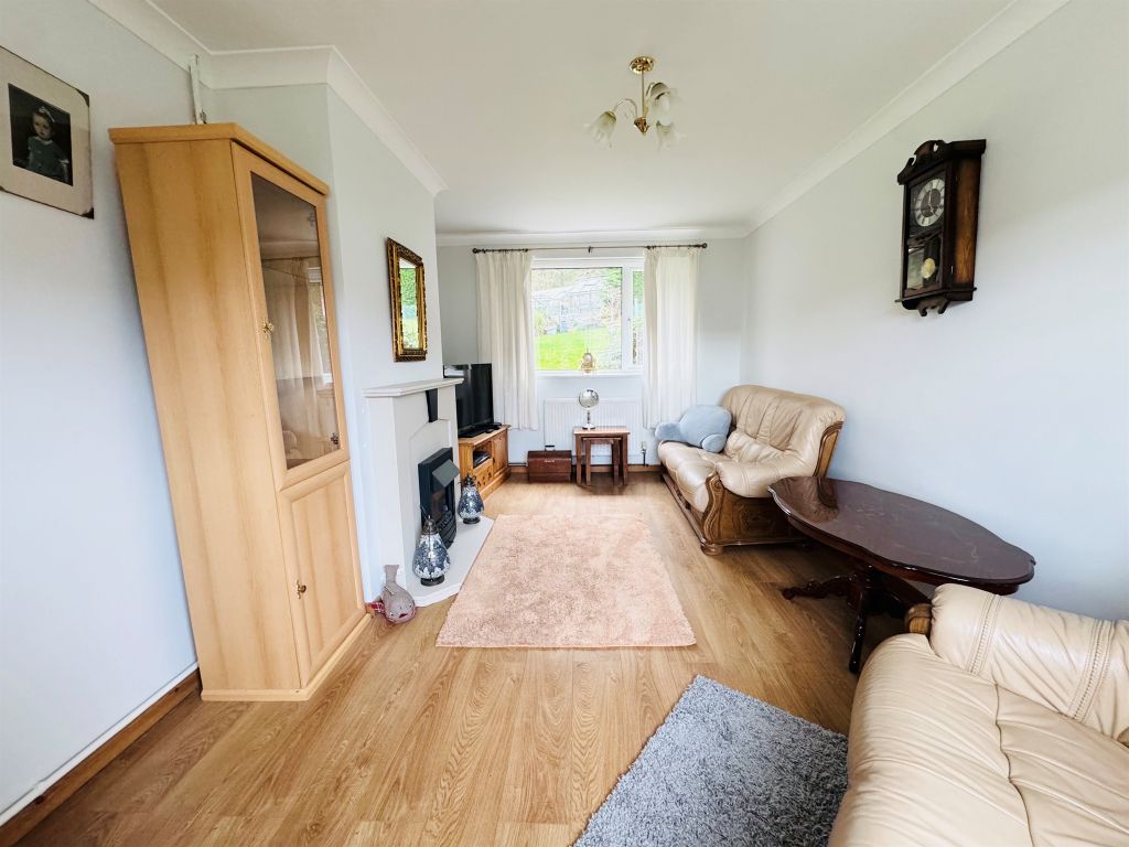 Property photo 3 of 23