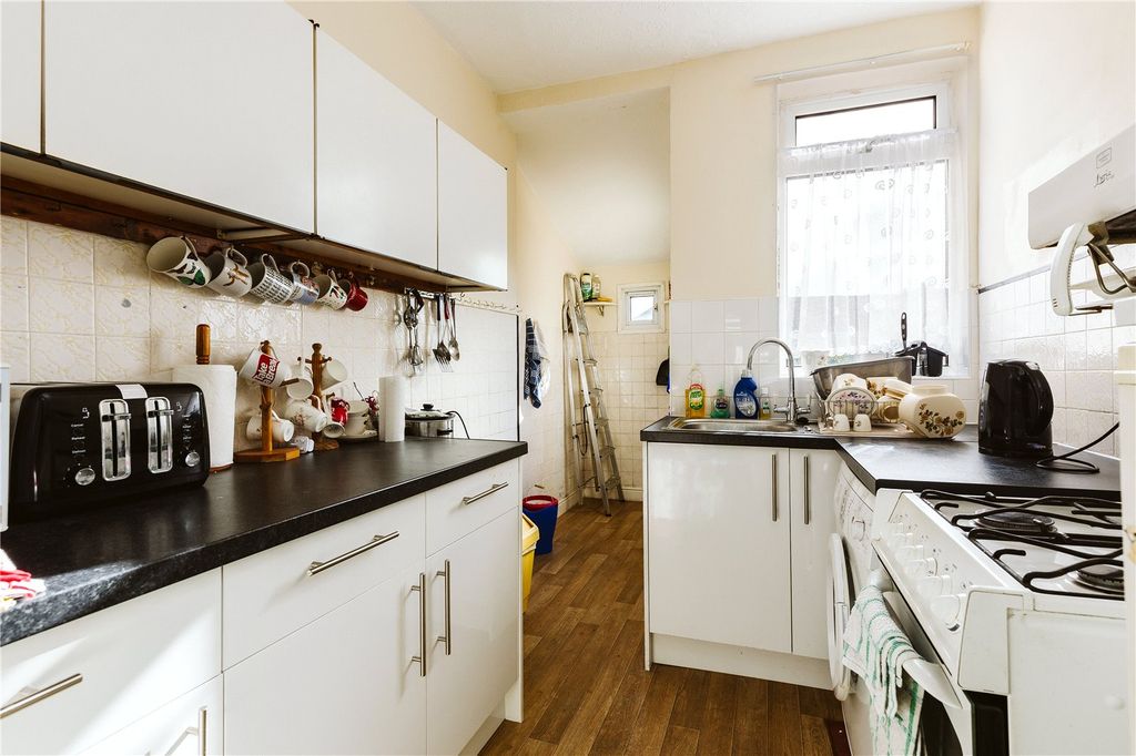 Property photo 3 of 11 Picture No. 05