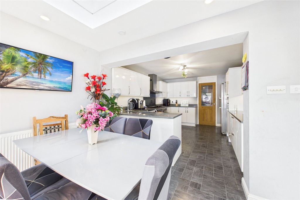 Property photo 2 of 14 Picture No. 08