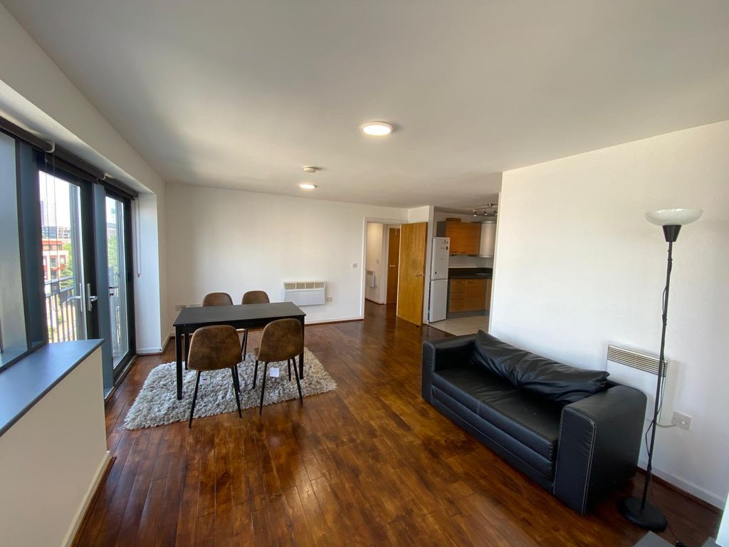 Property photo 2 of 24