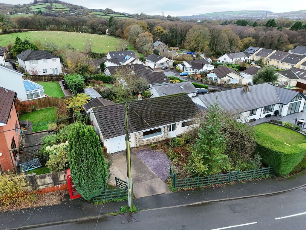 Property photo 1 of 39