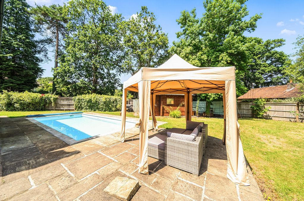 Property photo 2 of 18 1481750-8-6A3Befa...
