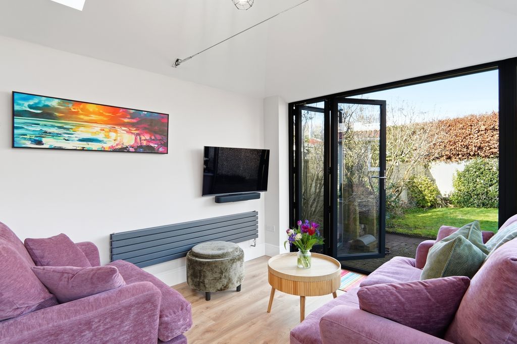 Property photo 2 of 15 Cherrywoodcrescent013