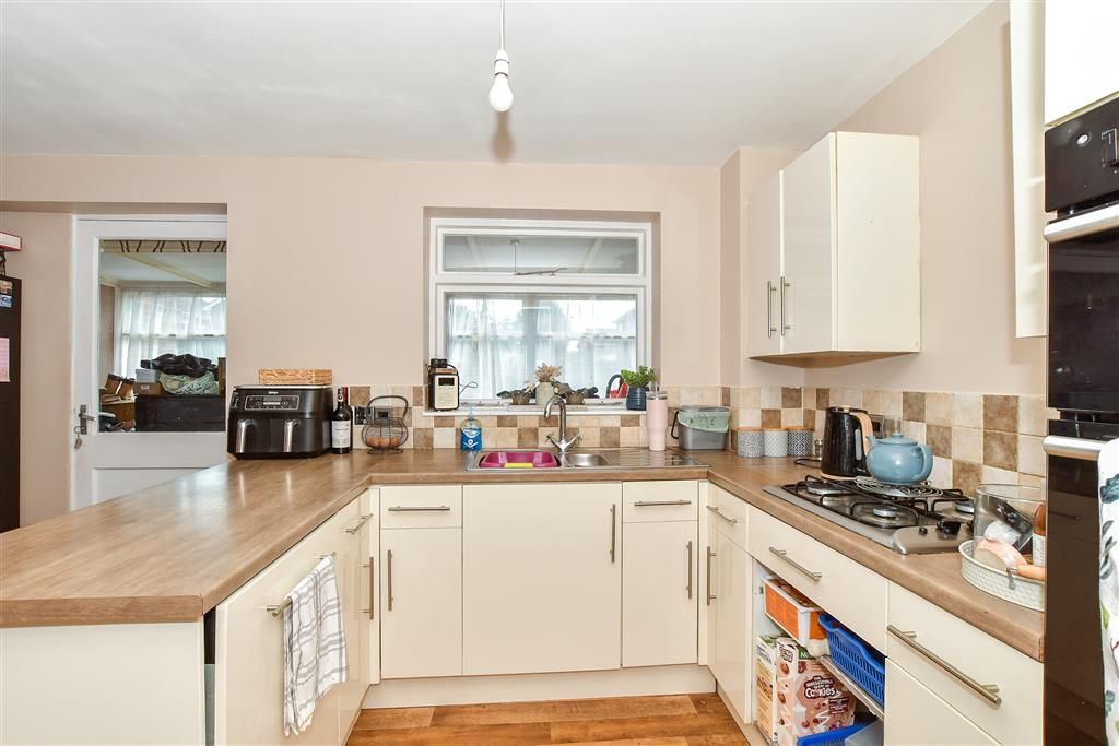 Property photo 3 of 12 Kitchen/Diner