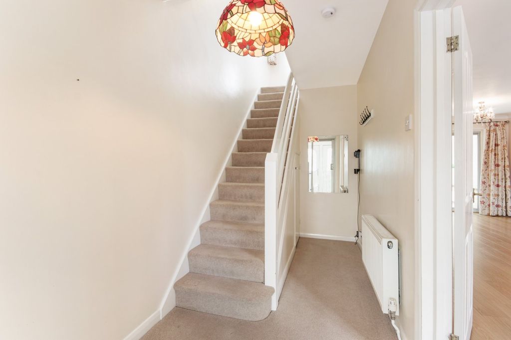 Property photo 2 of 13 Hallway