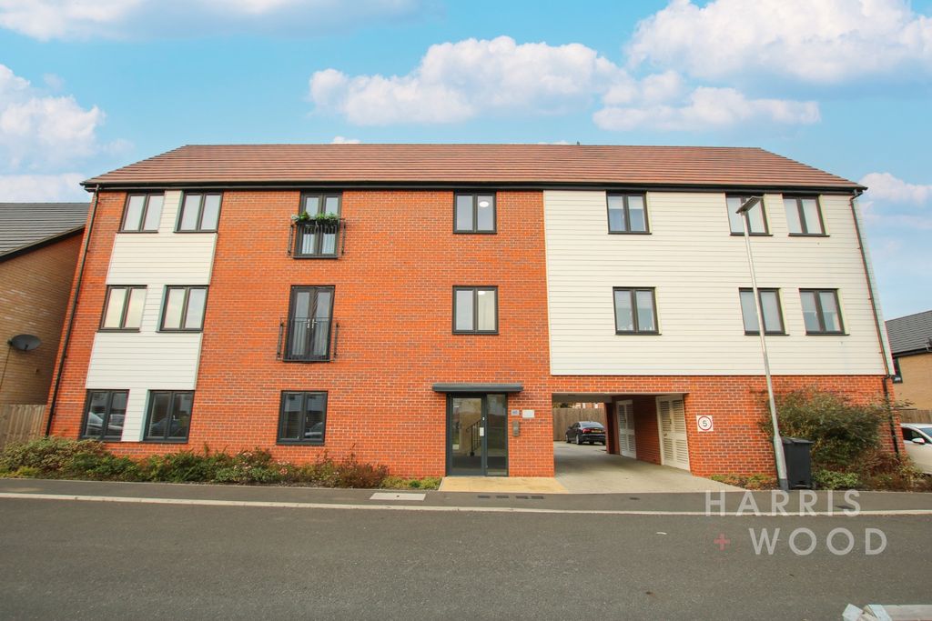 Property photo 1 of 10 4379450