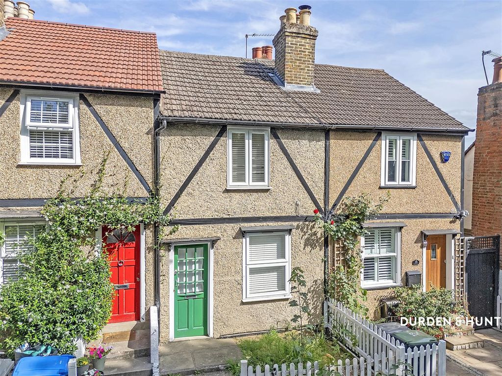 Property photo 1 of 12 Lower Road