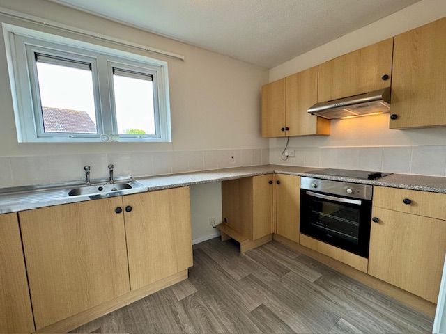 Property photo 3 of 19 Image