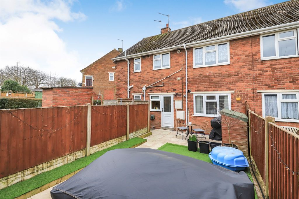 Property photo 2 of 15