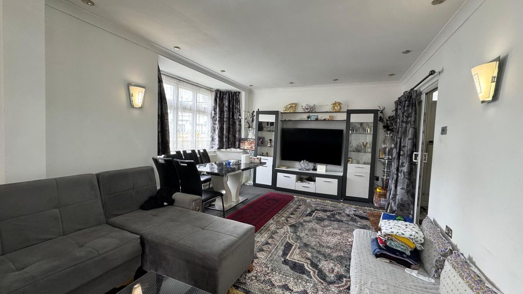 Property photo 3 of 12 Whatsapp Image 2025-07-31 At 12.17.13 (1).Jpeg