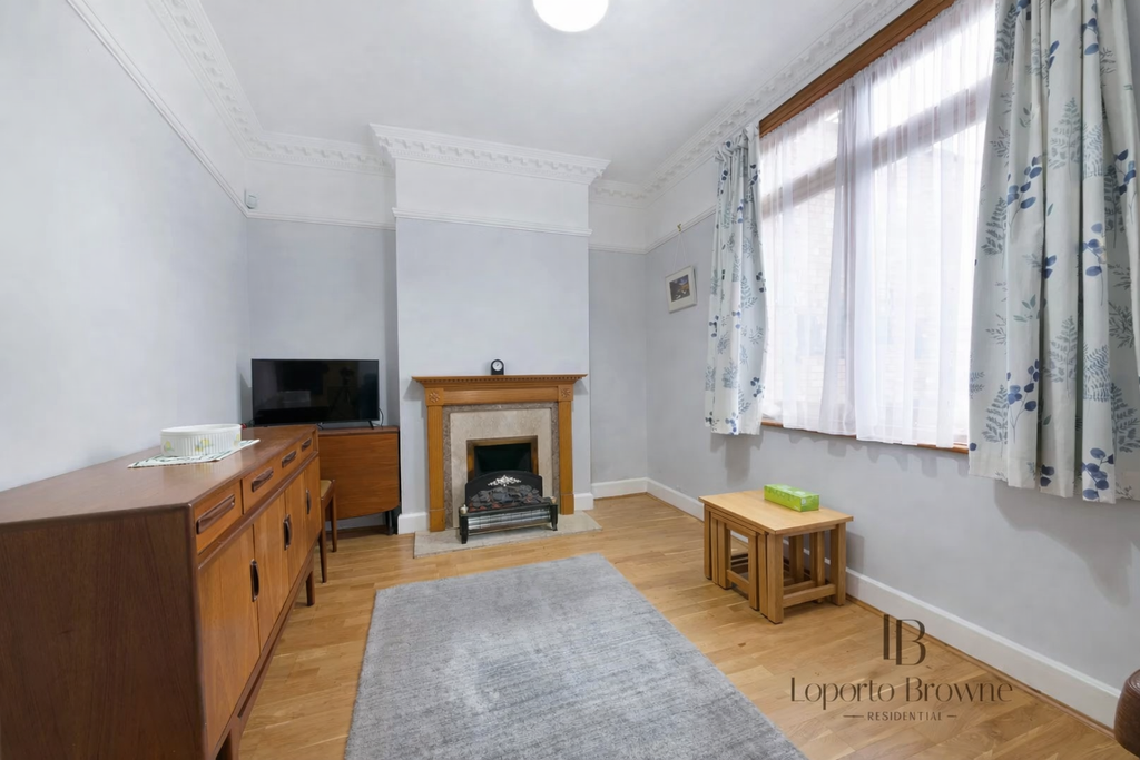 Property photo 2 of 29