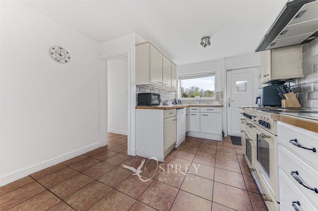 Property photo 3 of 20 Kitchen Diner