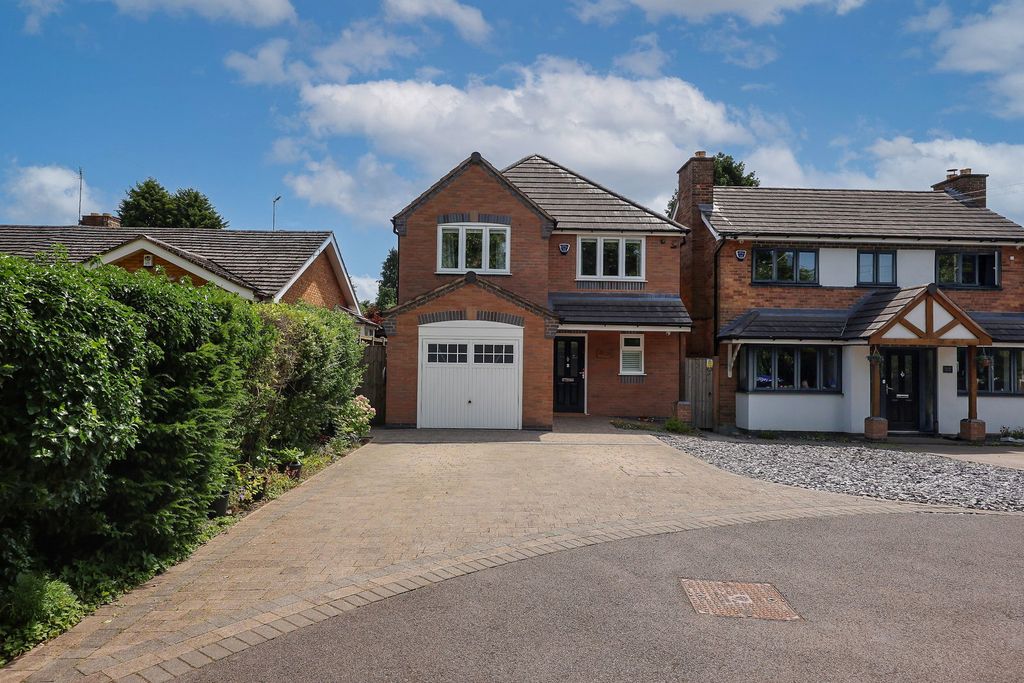 Property photo 1 of 37