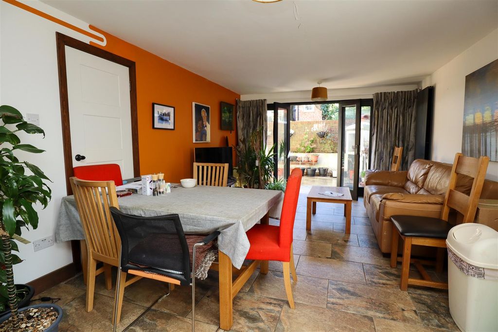 Property photo 3 of 13 Living Room