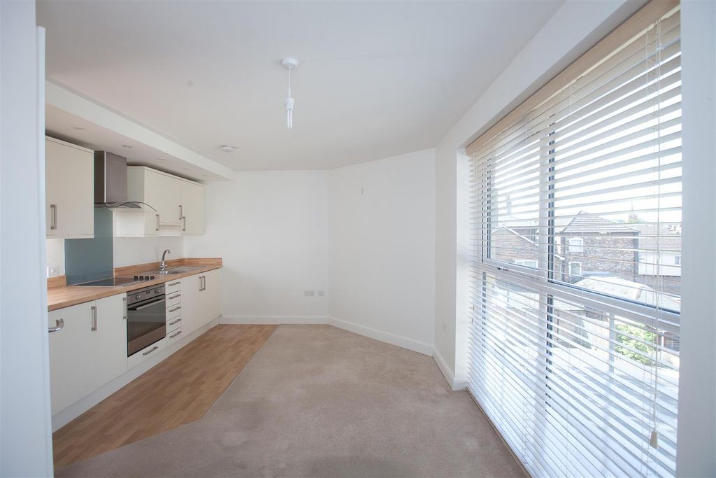 Property photo 3 of 10 A4-9699.Jpg