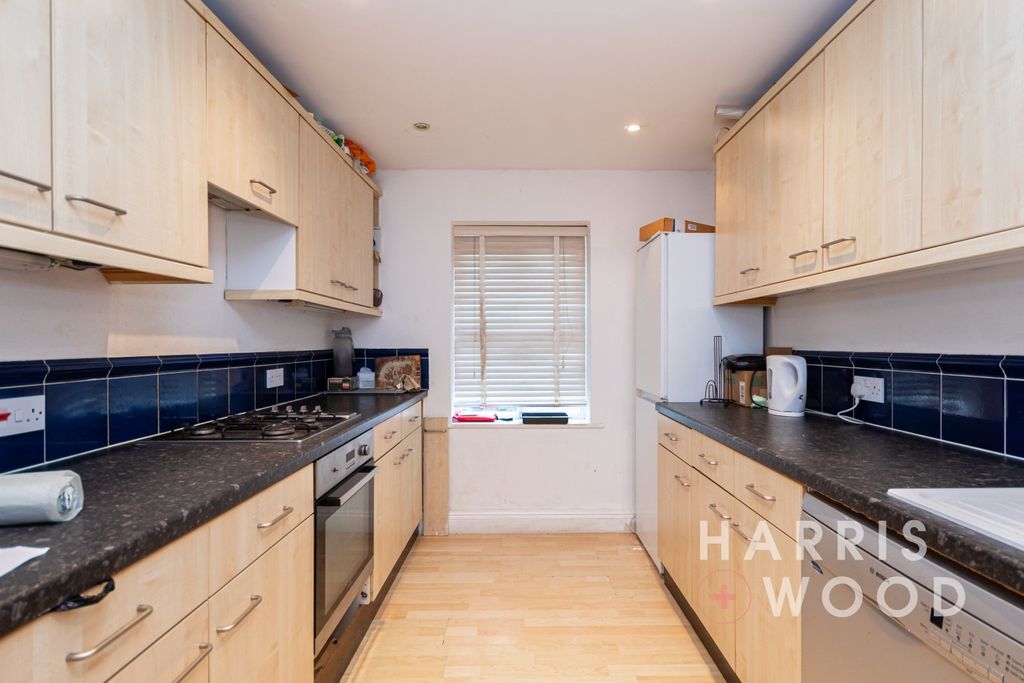 Property photo 2 of 10 4234391